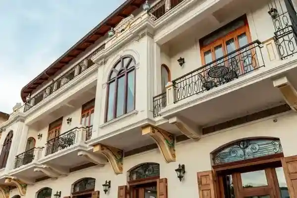 Hotel Reservations & Guest Services in Casco Viejo, Panama City
